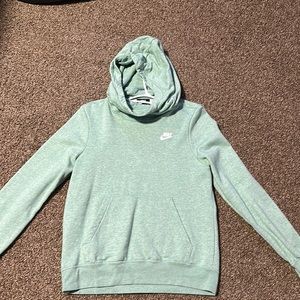 S green Nike pullover